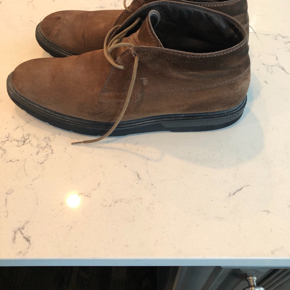 Chukka boots